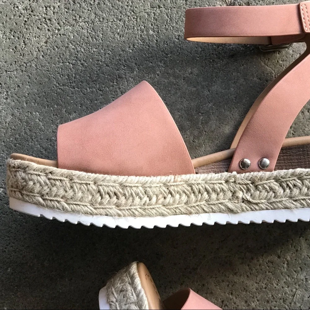 Espadrilles Size 6 - Picture 6 of 9